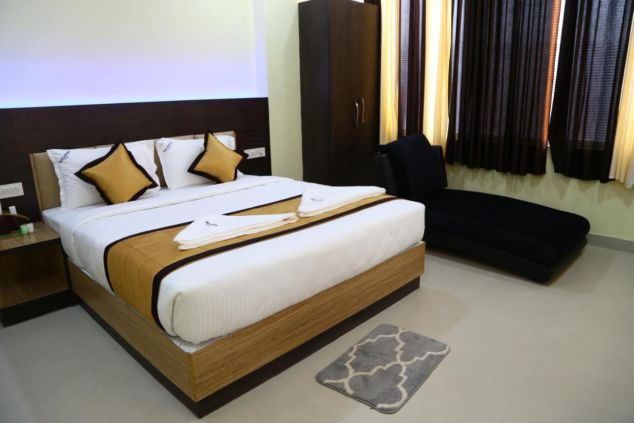 Hotel Landmark Port Blair Zewnętrze zdjęcie
