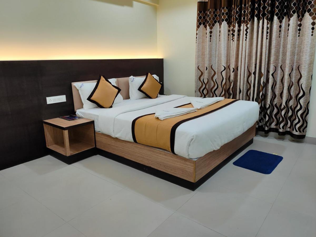 Hotel Landmark Port Blair Zewnętrze zdjęcie