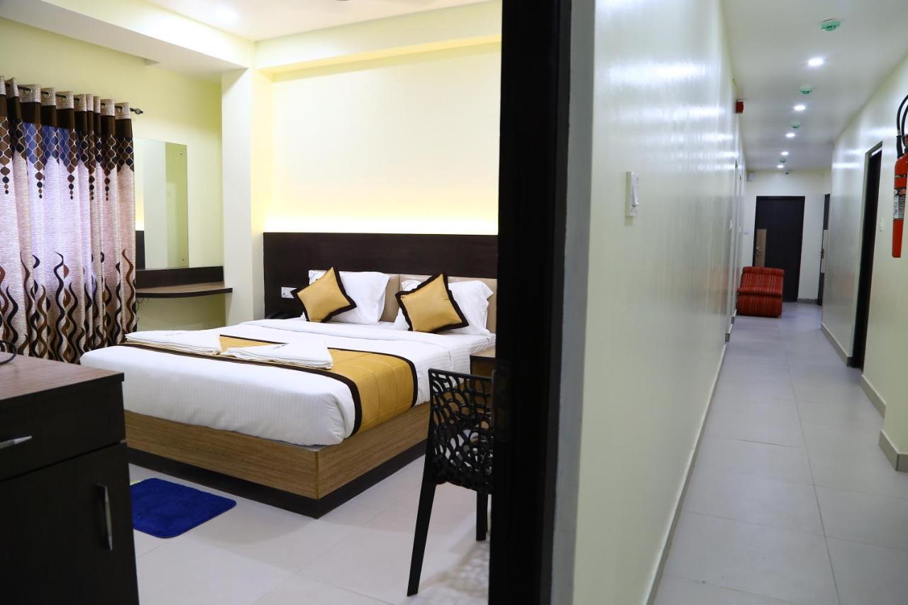 Hotel Landmark Port Blair Zewnętrze zdjęcie